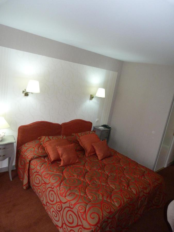Hotel Le Gue Du Holme Saint-Quentin-sur-le-Homme Room photo